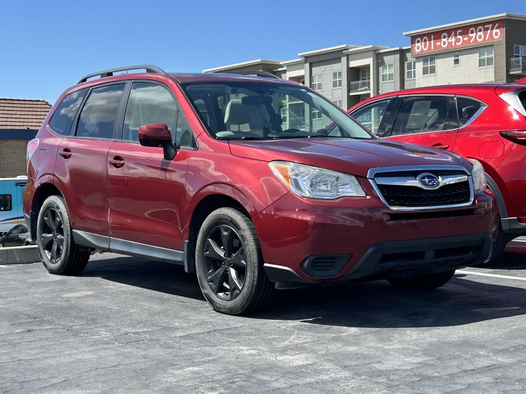 2015 SUBARU Forester