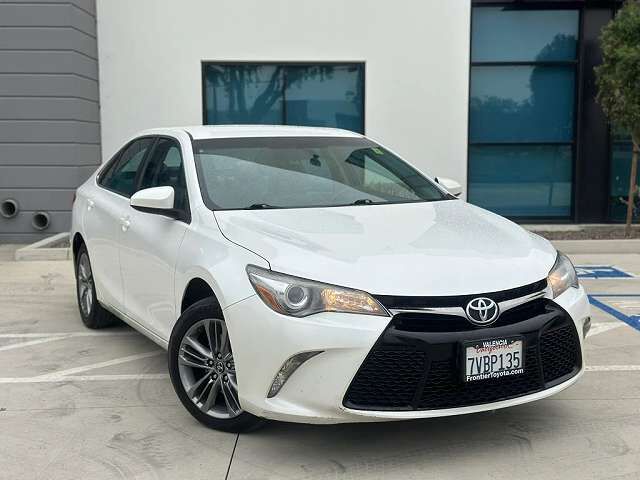 2017 TOYOTA Camry
