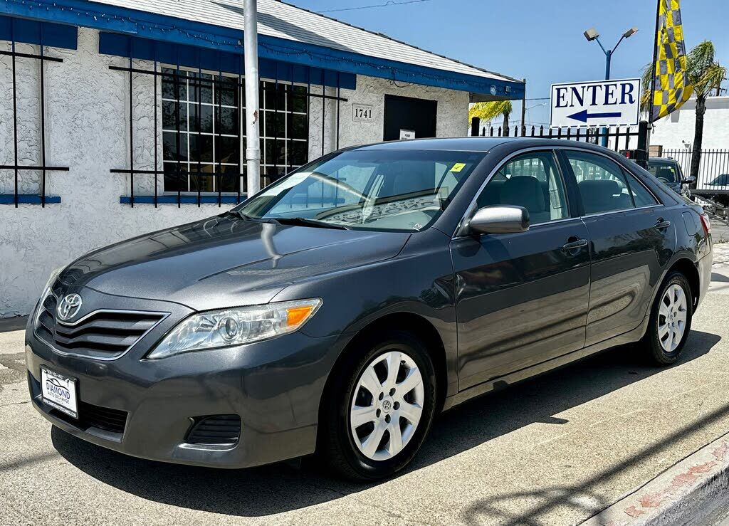 2011 TOYOTA Camry