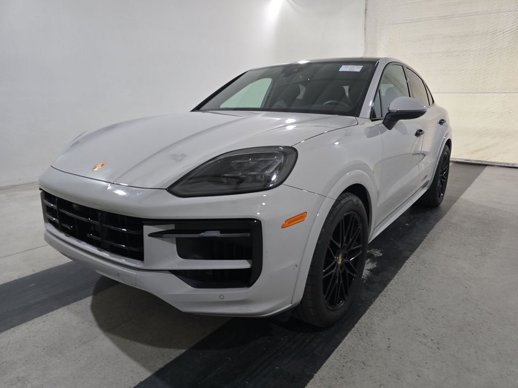 2024 PORSCHE Cayenne