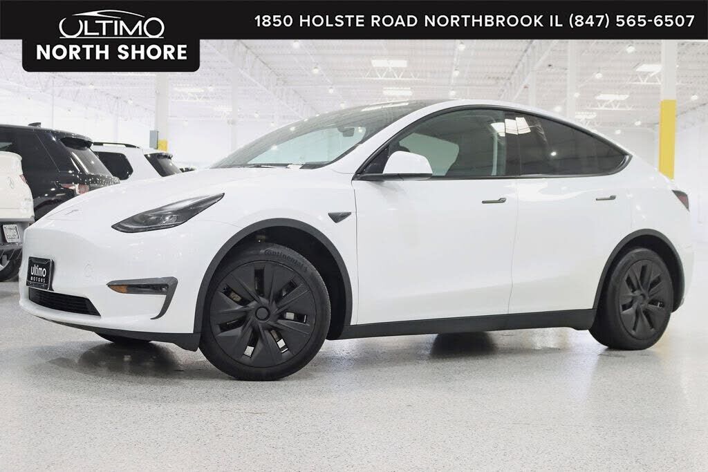 2023 TESLA Model Y