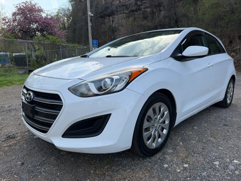 2017 HYUNDAI Elantra GT