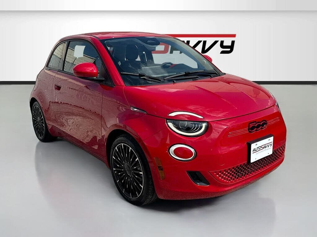 2024 FIAT 500e