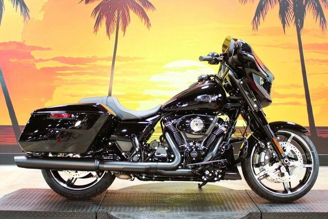 2026 HARLEY DAVIDSON FLHX / Street Glide