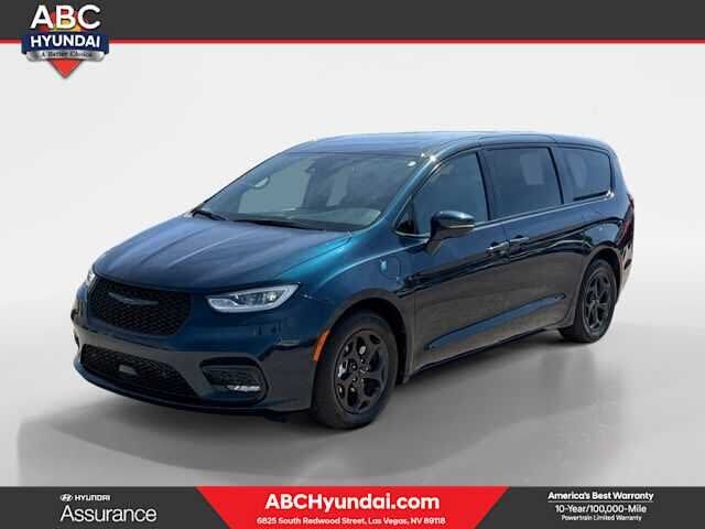 2022 CHRYSLER Pacifica