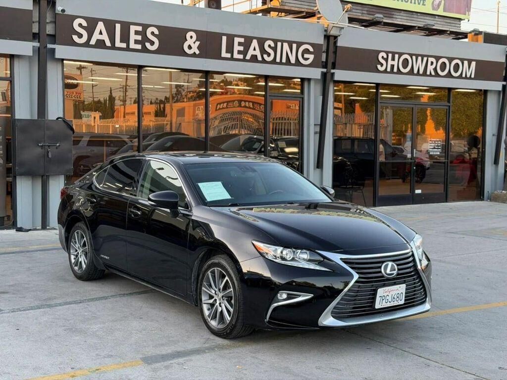 2016 LEXUS ES