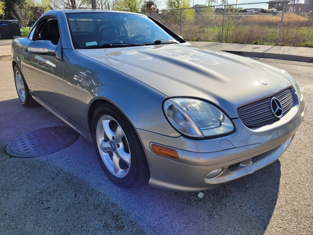 2004 MERCEDES-BENZ SLK-Class