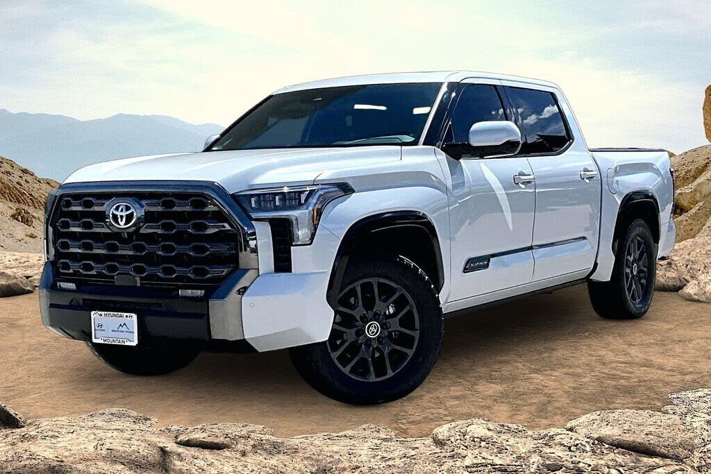 2022 TOYOTA Tundra