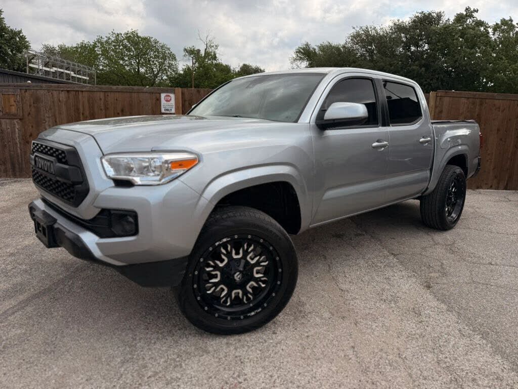 2023 TOYOTA Tacoma