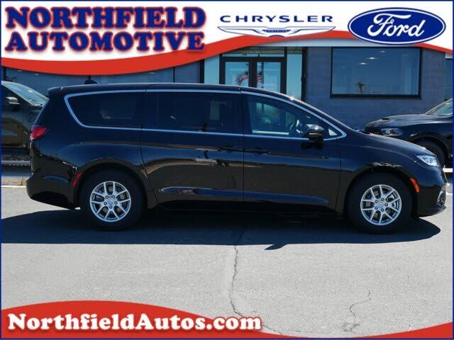 2025 CHRYSLER Pacifica