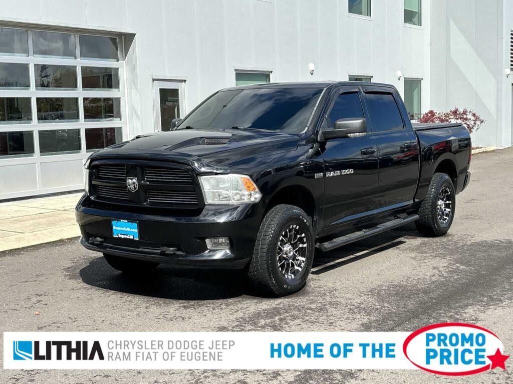 2012 DODGE Ram