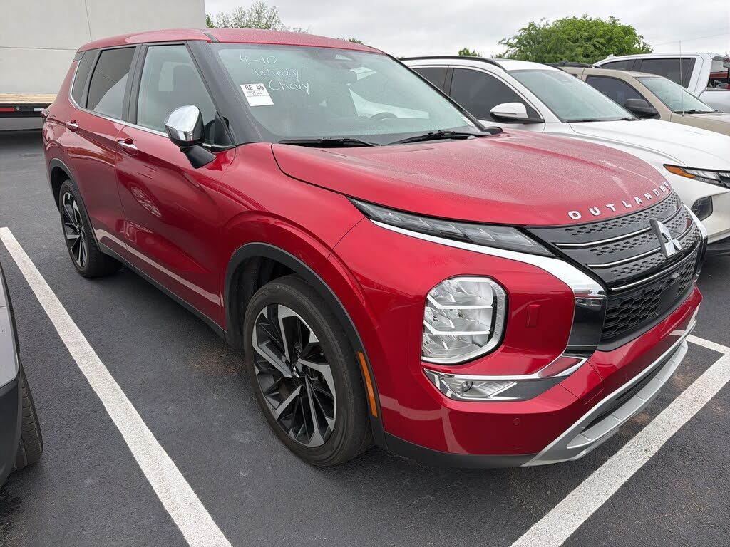 2022 MITSUBISHI Outlander