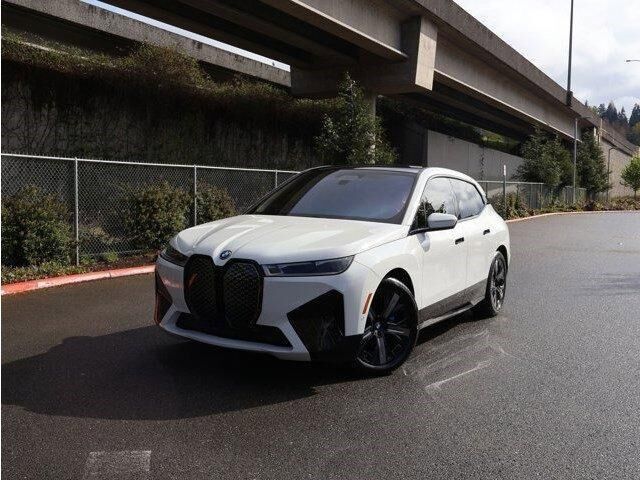 2023 BMW ix