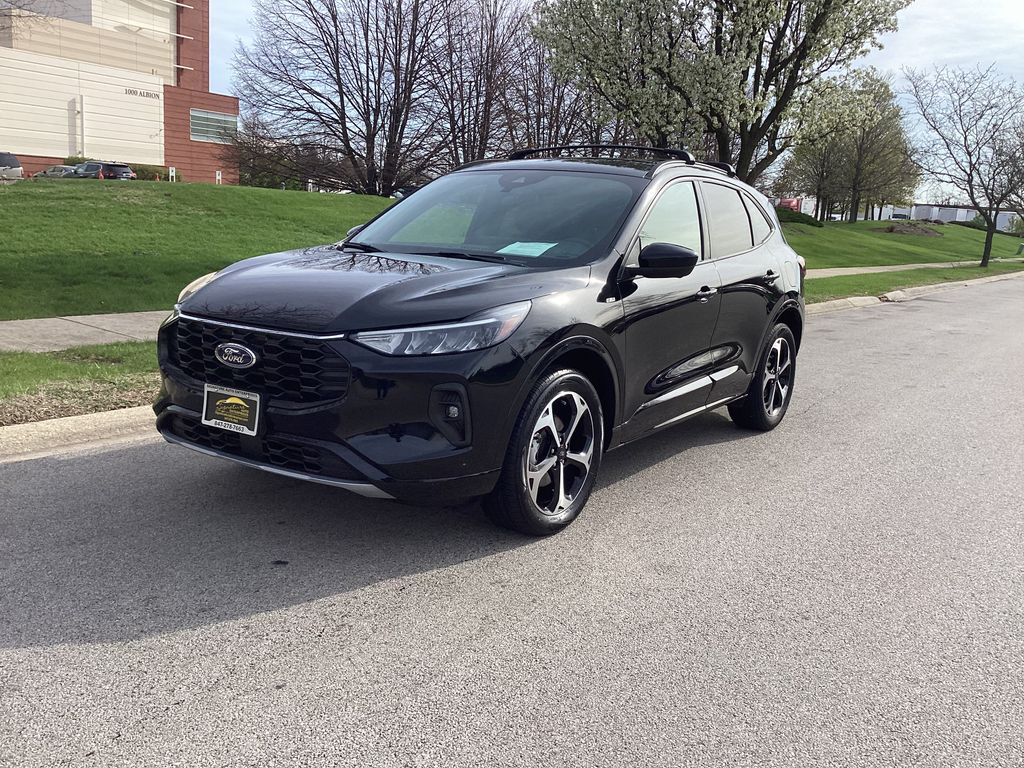 2023 FORD Escape