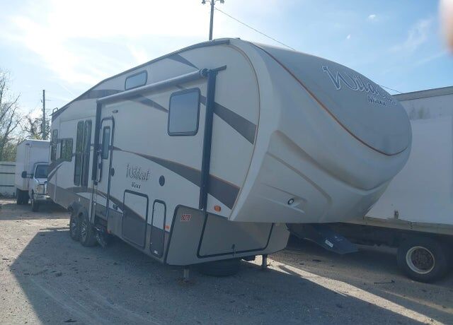 2017 FOREST RIVER Wildcat