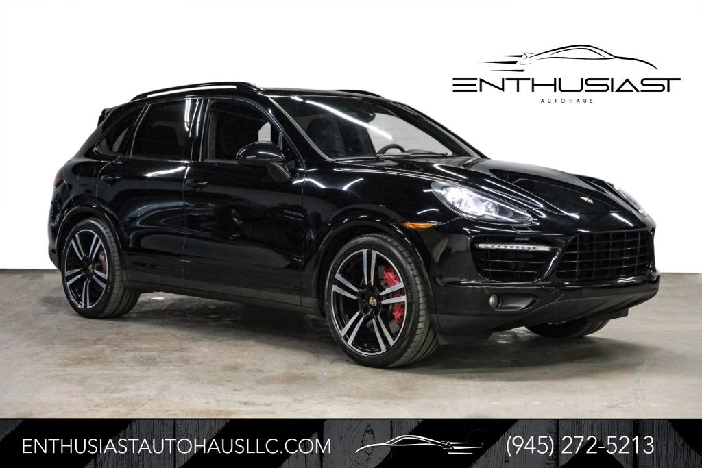 2014 PORSCHE Cayenne