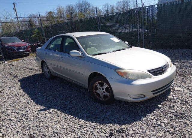 2002 TOYOTA Camry