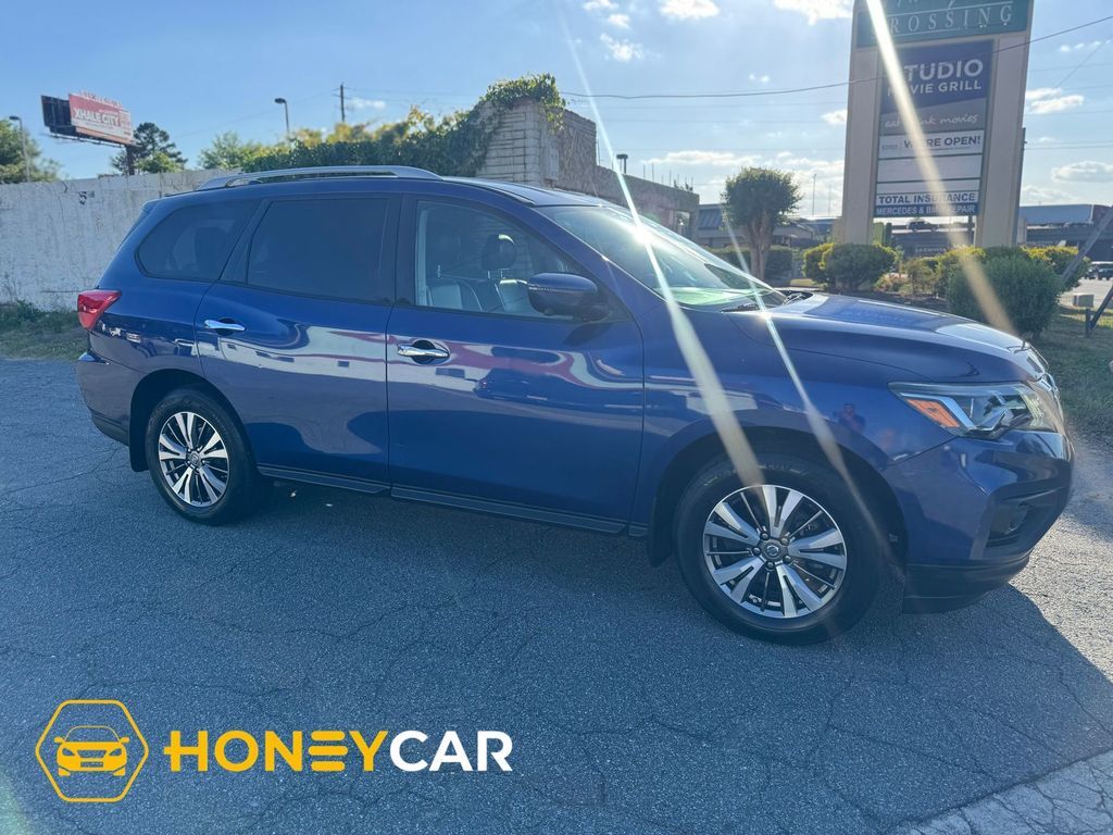 2019 NISSAN Pathfinder