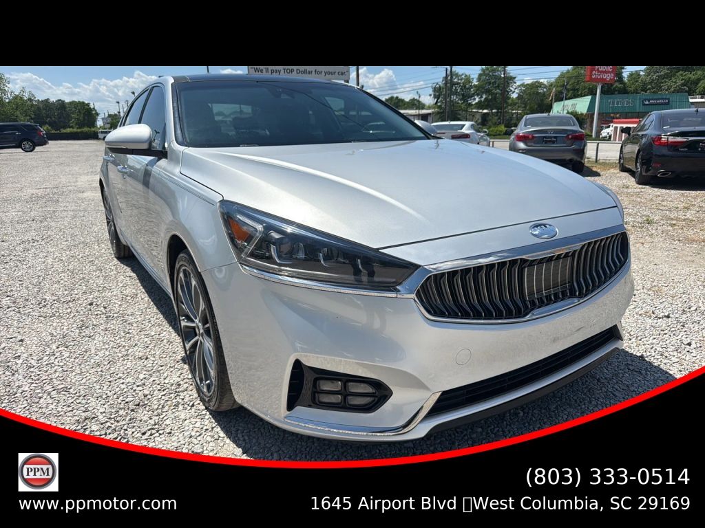 2017 KIA Cadenza