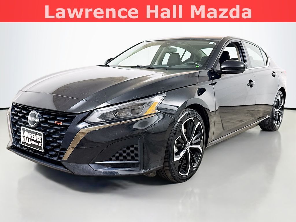 2024 NISSAN Altima