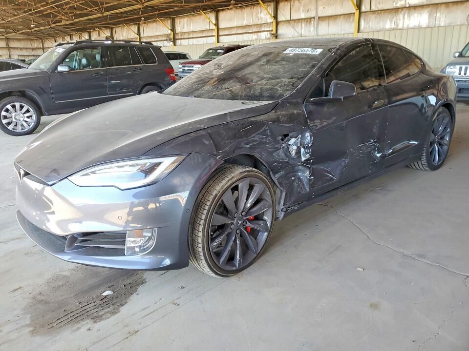 2016 TESLA Model S