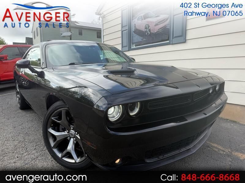 2017 DODGE Challenger