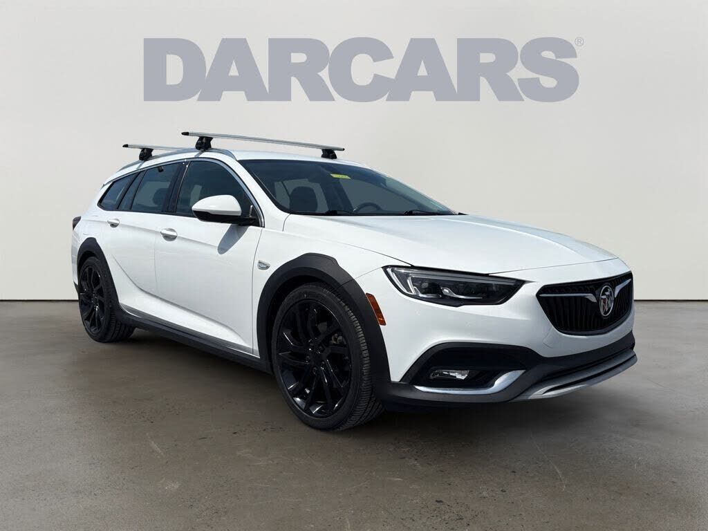 2018 BUICK Regal TourX