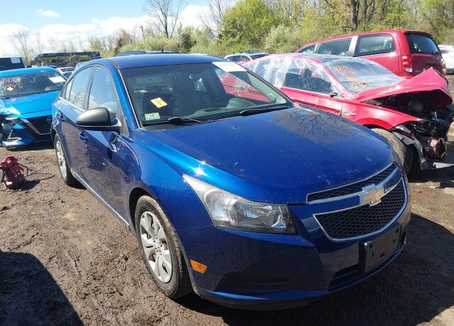 2012 CHEVROLET Cruze