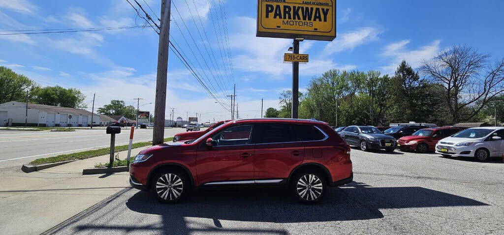 2020 MITSUBISHI Outlander