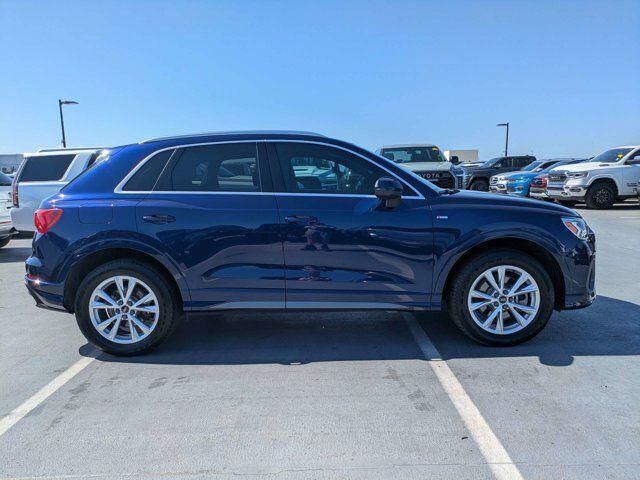 2023 Audi Q3