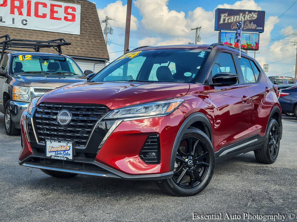 2024 NISSAN Kicks
