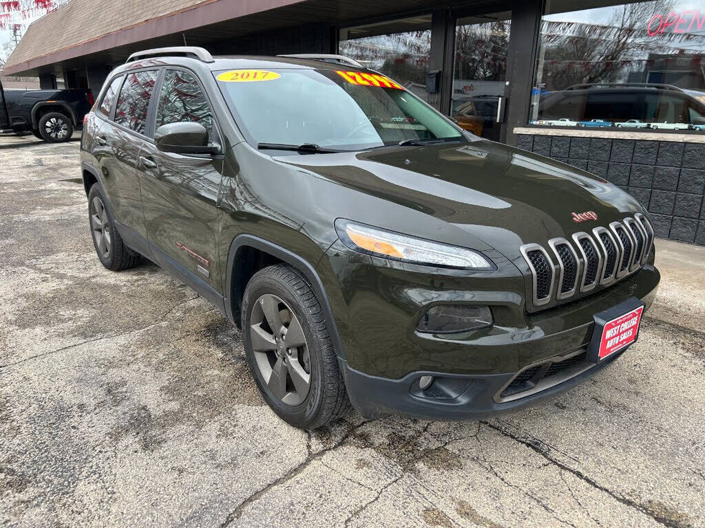 2017 JEEP Cherokee