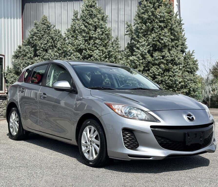 2013 MAZDA Mazda3