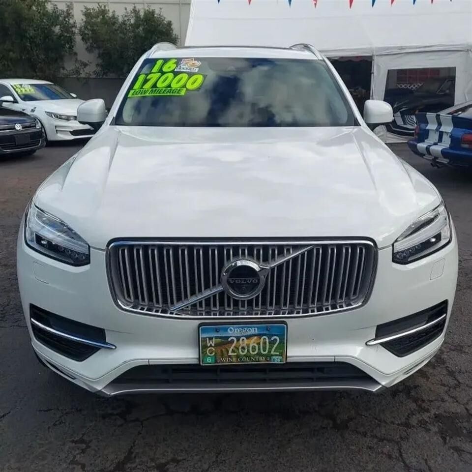 2016 VOLVO XC90