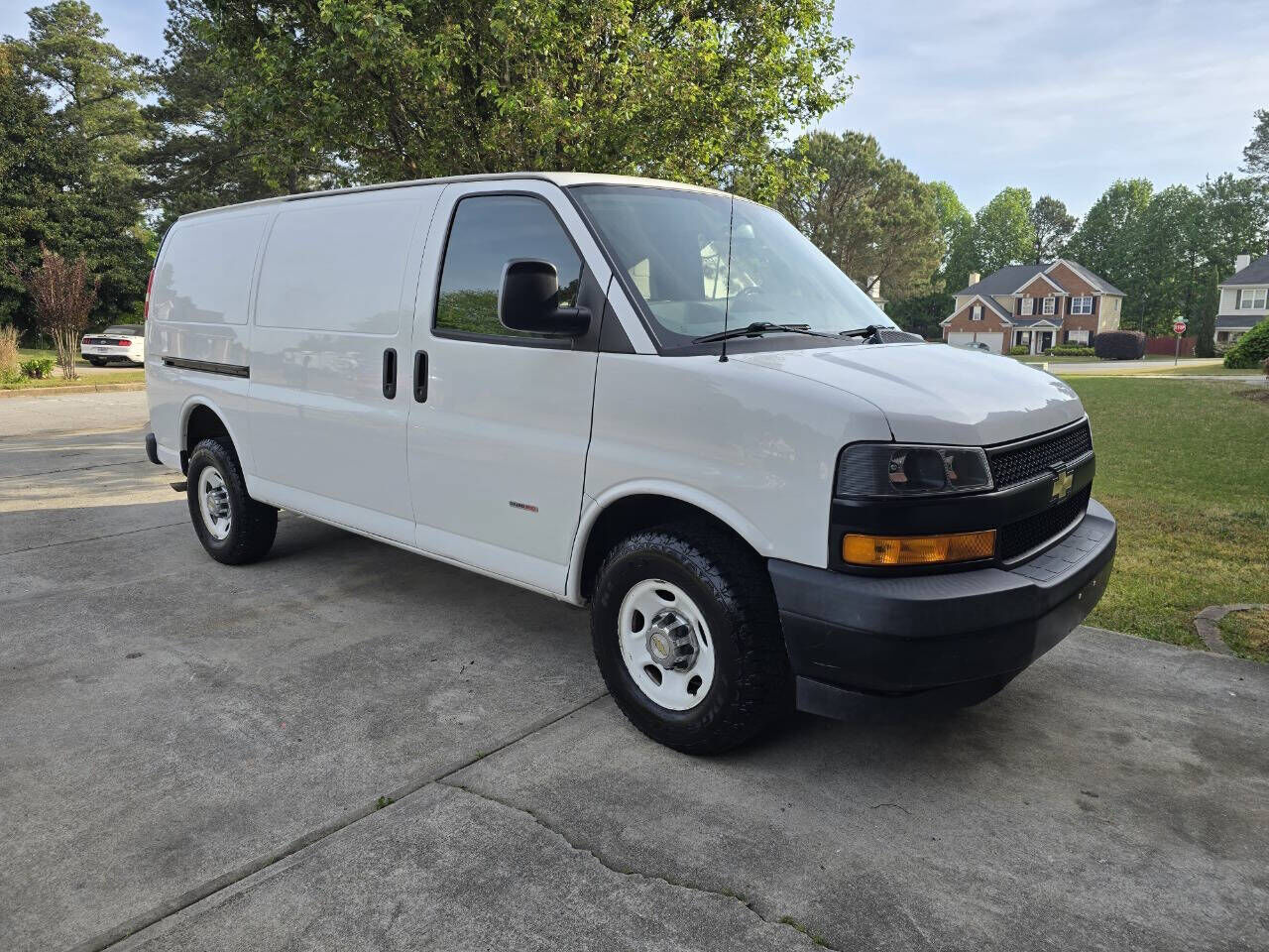 2019 CHEVROLET Express