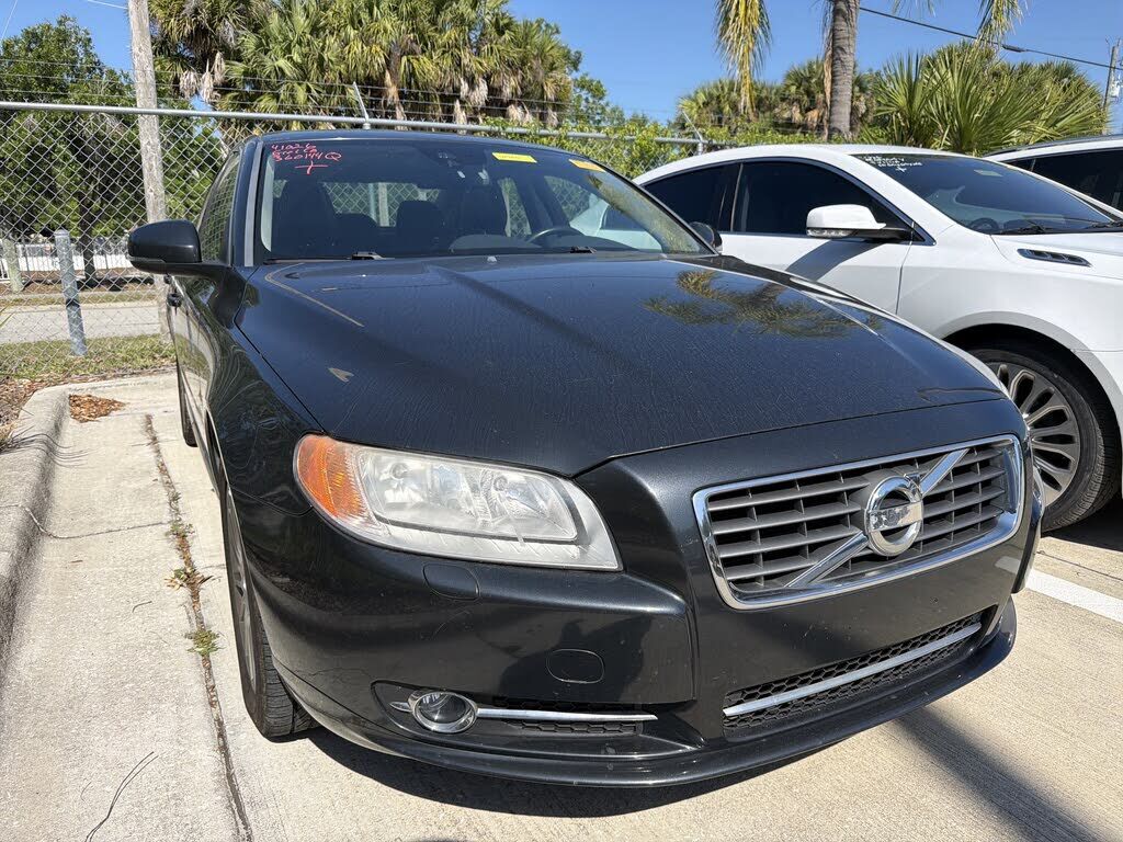 2013 VOLVO S80