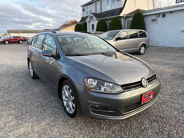 2017 VOLKSWAGEN Golf SportWagen
