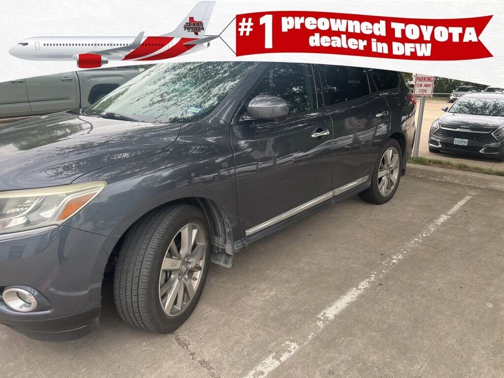 2014 NISSAN Pathfinder