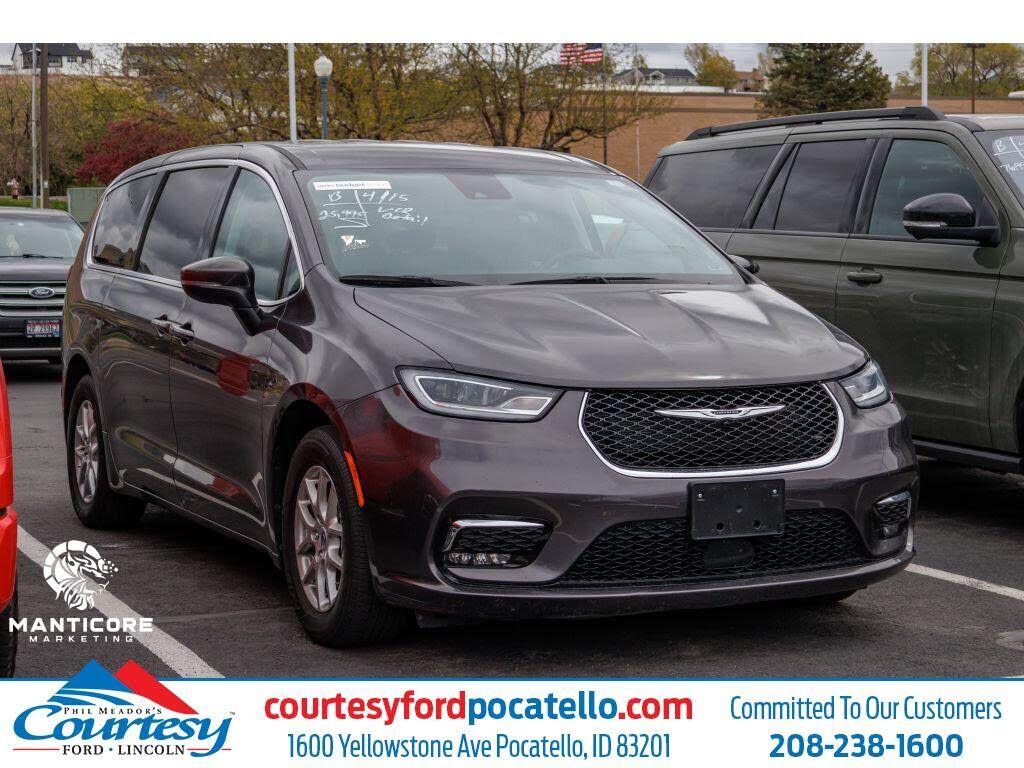 2023 CHRYSLER Pacifica