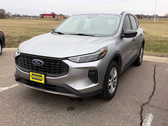 2023 FORD Escape