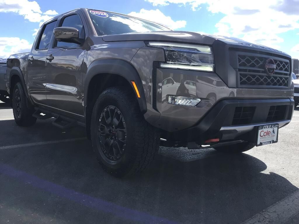 2024 NISSAN Frontier
