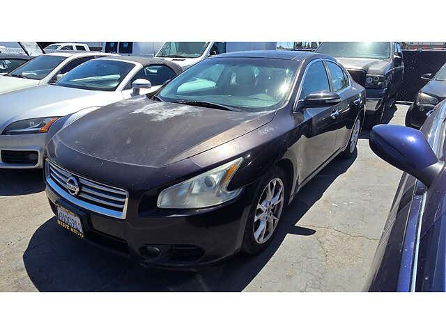 2012 NISSAN Maxima