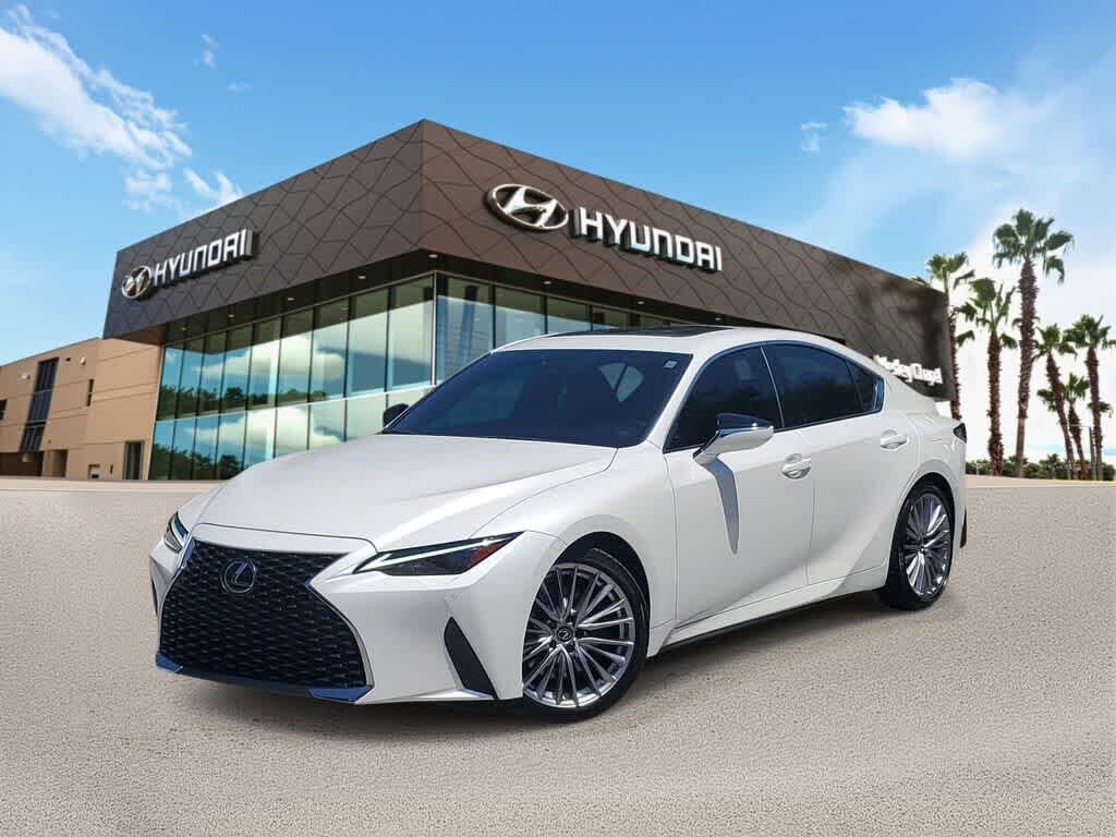 2025 LEXUS IS