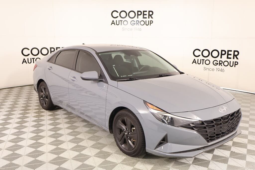 2021 HYUNDAI Elantra