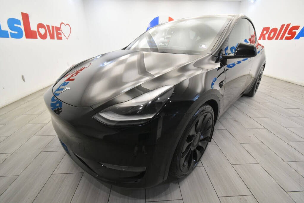 2021 TESLA Model Y