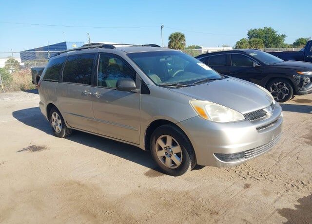 2005 TOYOTA Sienna
