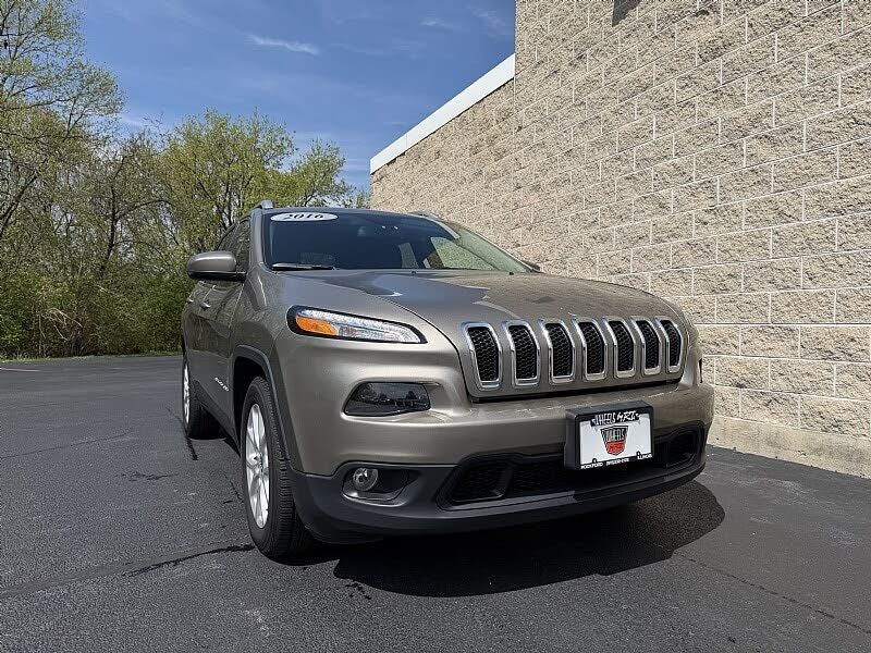 2016 JEEP Cherokee