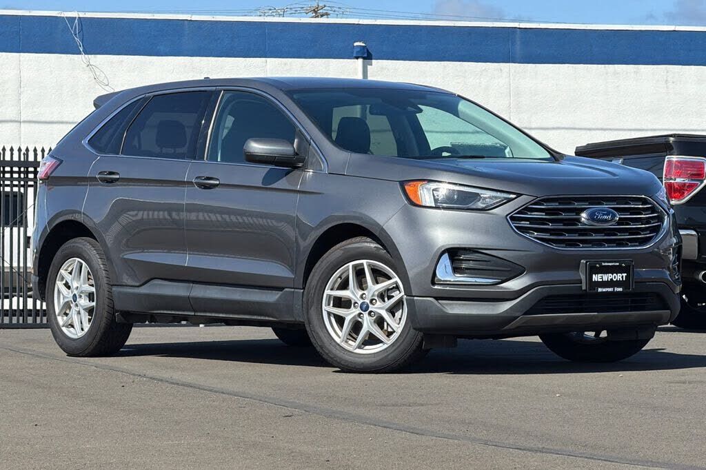 2022 FORD Edge