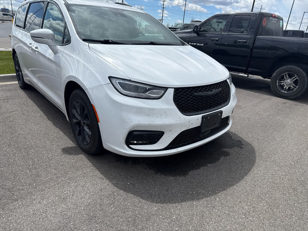 2021 CHRYSLER Pacifica