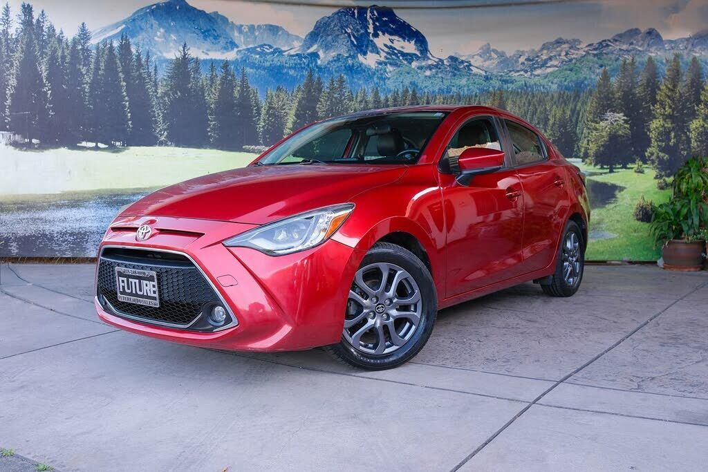 2019 TOYOTA Yaris